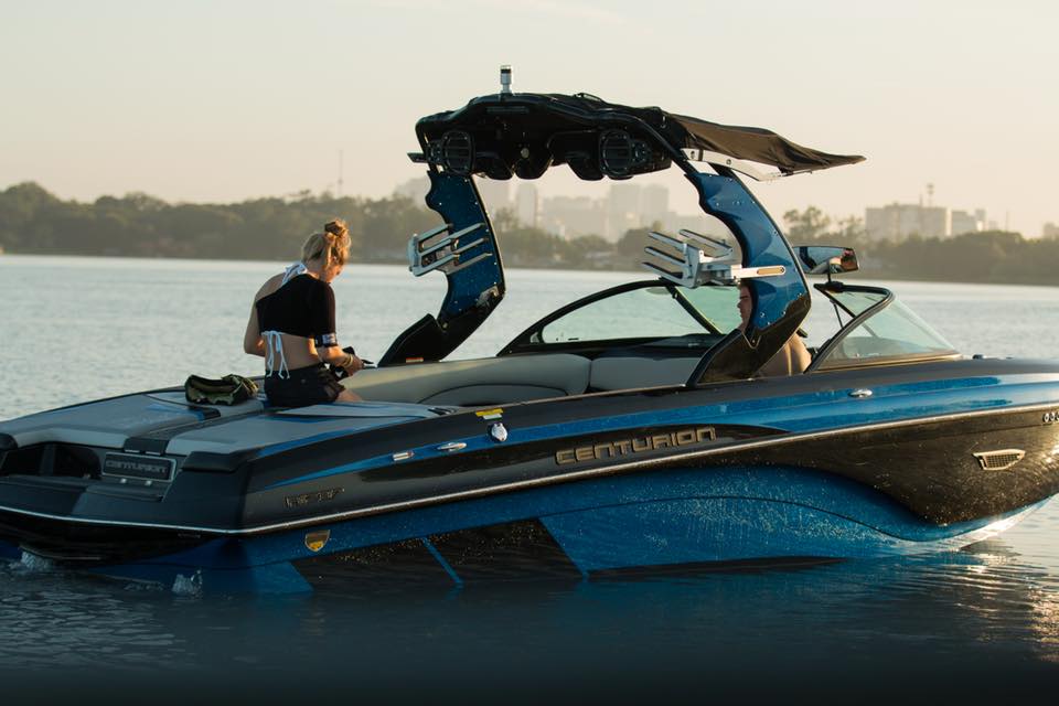 Tip Tricks Episode #2 : How To Surface 180 On A Wakeboard!